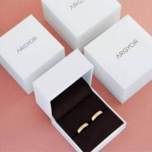 Alianza de boda de oro textura brillo 3,5mm argyor